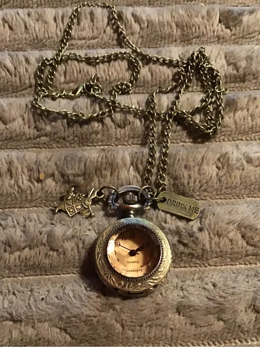 Vintage-Style Silver Pocket Watch Necklace with 'Drink Me' Charm